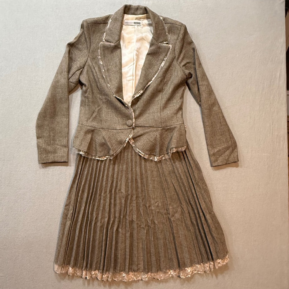 Vintage 90s Retro Secretary‎ Chic 2-Piece Suit Blazer Pleated Skirt Lace Women L